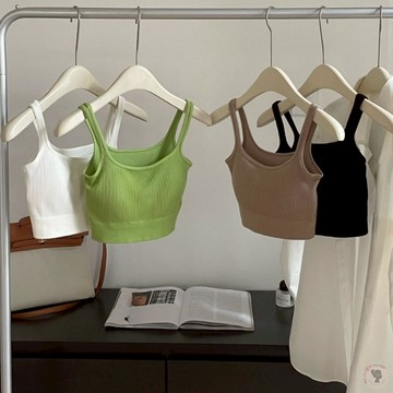 現貨🔥短版內搭背心 好穿不跑杯 bra top 背心 小可愛 胸墊背心 平口背心 短版上衣 短版背心