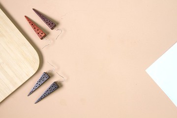 待煮|原創設計小眾百搭極簡約幾何波點手工木頭925銀耳墜木質耳環