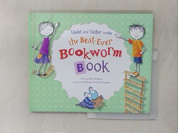【書寶二手書T1／少年童書_Y4H】Violet and Victor Write the Best-ever Bookworm Book_Kuipers, Alice/ Murguia, Bethanie Deeney (ILT)