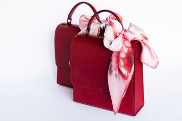 Leibe red Handbag (經典紅) 包釦款