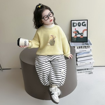 【中小女童】可愛卡通上衣+條紋褲套裝