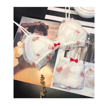 可愛胸罩草莓內衣女大胸顯小日系文胸無鋼圈性感蕾絲小胸少女套裝