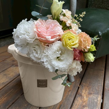 GINII基尼|質感加厚手提水桶 三款顏色/塑膠水桶 圓型水桶 手提水桶 多用途水桶 泡腳 園藝 洗澡桶