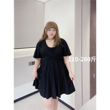 (免運)280斤胖仙女瑩瑩大碼女裝胖mm設計感小個子顯瘦保守裙式連體泳衣