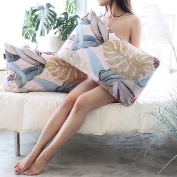 春之胭粉 BOTANIST植物學家舒適涼感枕套 (單片裝)