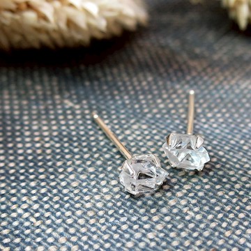 VIIART。閃靈。天然雙尖水晶純銀耳針|天然赫基蒙原石925銀耳釘