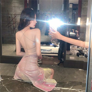 性感V領閃光吊帶連身裙夏季女露背綁帶修身不規則短洋裝