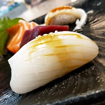 ㊣盅龐水產◇生食級花枝刺身(越南)(大)◇30~35片/包◇800g±5%/包◇零$1030/盒 生魚片握壽司