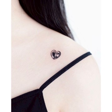 「鑽石黑心」黑鑽 紋身貼紙 微刺青 輕紋身 IG 打卡 小清新 紋身貼 可愛 抖音 抖音同款 超美 性感 愛心 設計款