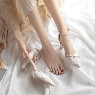 粗跟涼鞋女夏年春季新款仙女風中跟包頭一字式扣帶少女高跟鞋