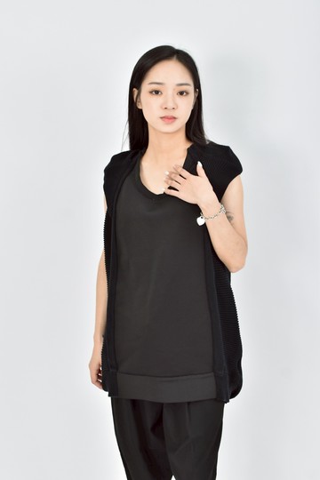 (L) jnby春夏棉質針織無袖背心黑色上衣