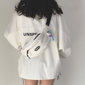 胸包女ins潮小包包2025新款斜挎包休閑帆布男生背包運動健身腰包