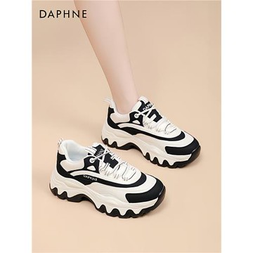 (免運)達芙妮老爹鞋女款2026新款春季增高鞋子女厚底黑色女鞋休閑運動鞋