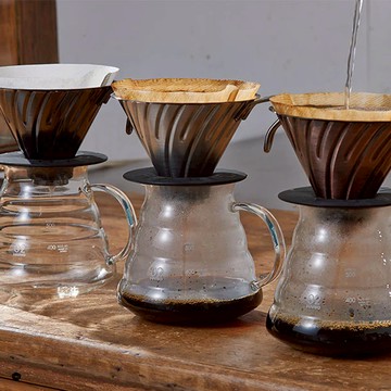 HARIO V60金屬濾杯 (1~4人份)白金/霧黑 - 白金
