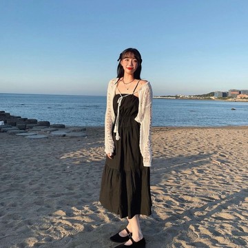 Muun Studio （現貨）24hr出貨🚚森林放火系仙女必買渡假風吊帶連身裙