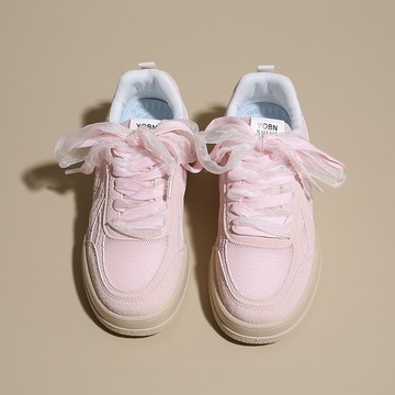 現貨免運 小白鞋女 百搭小眾厚底板鞋 搭配裙子 學生休閒運動鞋 軟底透氣 防滑耐磨減震板鞋 柔軟不累脚休閑板鞋