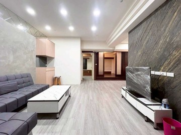 我是承辦四房平車鄉林凱撒｜收租自住皆適宜｜台中市南區忠明南路