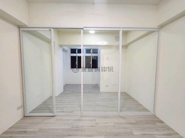 超低價【台北小天地】社區電梯套房含車位｜新北市林口區仁愛路一段