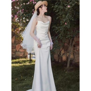 緞面輕婚紗法式領證旅拍外景出門紗吊帶裙登記魚尾迎賓輕便小禮服