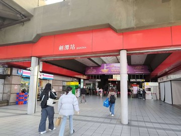 15獨家專約士林夜市三角窗透天店面｜台北市士林區小東街