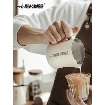 MHW-3BOMBER轟炸機拉花缸鱷魚缸嘴不銹鋼奶泡杯壓紋尖嘴拉花杯5.0