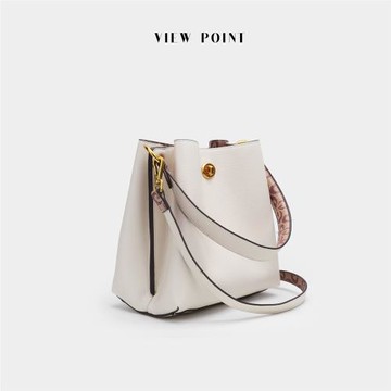 ViewPoint 2025新款潮軟皮水桶包女大容量斜挎包通勤手提包高級感