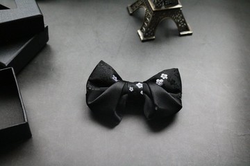 黑色拼接小碎花八字结领结气质婚礼宴会蝴蝶结