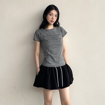 MOKACME 24SS 標語純欲甜辣妹正肩短袖t恤女夏辣妹顯瘦性感短上衣