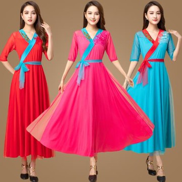 民族風舞蹈演出服廣場舞服裝大擺連衣裙女春夏季新款古典表演衣服