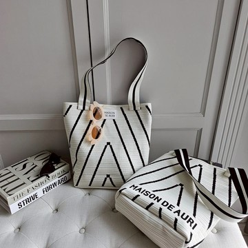 Jumbo 大提包/ 厚針織/ SAC White 法式白