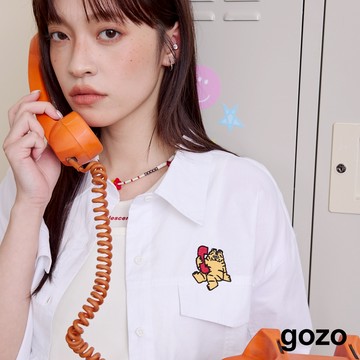 【gozo】➤gozox小虎❤️戀戀熱線粥短袖襯衫(白色/深藍_F) | 女裝 襯衫領 休閒