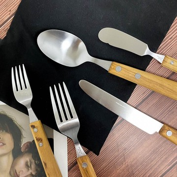 現貨 日本製 燕三條 不鏽鋼餐具｜木製餐具 刀叉 木柄 西式餐具 湯匙 餐刀 叉子 抹刀 露營 甜點 日本進口