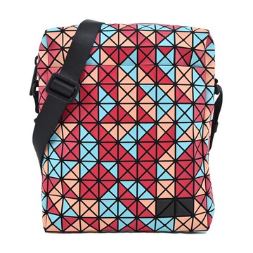 ISSEY MIYAKE 三宅一生 BAOBAOVOYAGER 三色混搭斜背包-紅_廠商直送