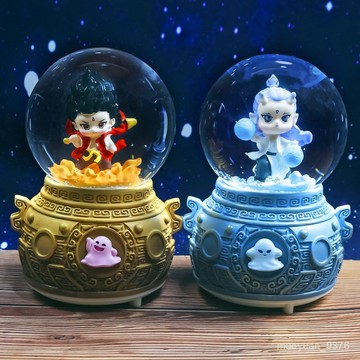 【臺灣-出貨】小學生日聖誕禮物女孩子衕學平安夜禮品髮光哪吒髮光水晶球音樂盒 DJSL