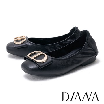 DIANA  柔軟羊皮金屬飾釦平底娃娃鞋 黑色