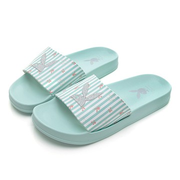 ✨雙11超狂盛宴 滿額贈焦糖熊手提袋│PLAYBOY 夏日派對 經典圖騰 休閒拖鞋-藍綠(YT906)