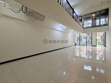 A9《翫美》新林國小學區・S4醒目店面｜新北市林口區三民路