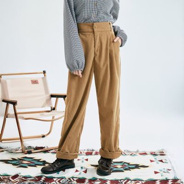 OB嚴選-燈芯絨愛心釦後腰鬆緊修身直筒長褲《BA7363-》