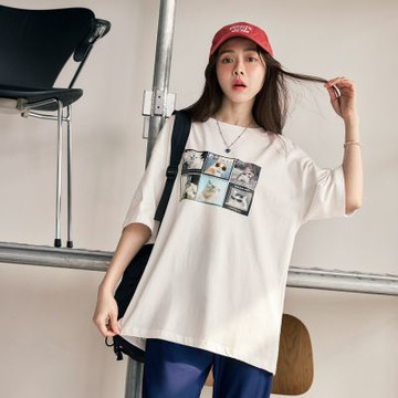 OB嚴選中大尺碼-純棉六宮格貓咪相片印寬鬆短袖上衣《AB20440》