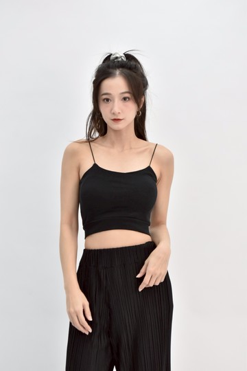 (S) 修身短版 bra top細肩帶黑色上衣