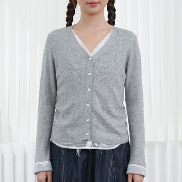 假兩件蕾絲拼接V領針織衫122441C