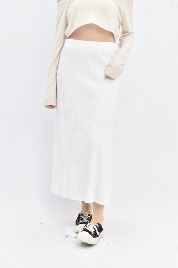 (M) zara 白色針織鬆緊腰長裙
