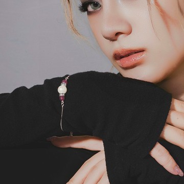 SCARLET - 蝕 * 紅石榴 珍珠 純銀 永恆自信 手鍊