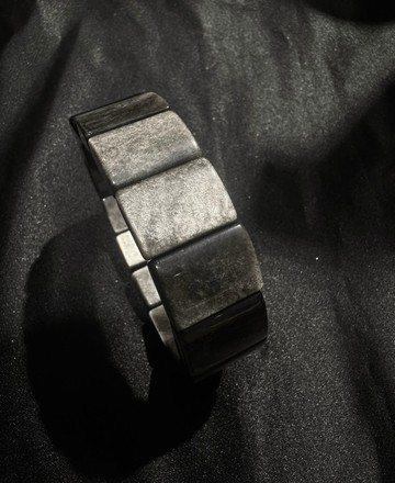 女巫彩寶。銀曜石 高品銀沙銀曜  寬版高光 銀曜石 手排 手串