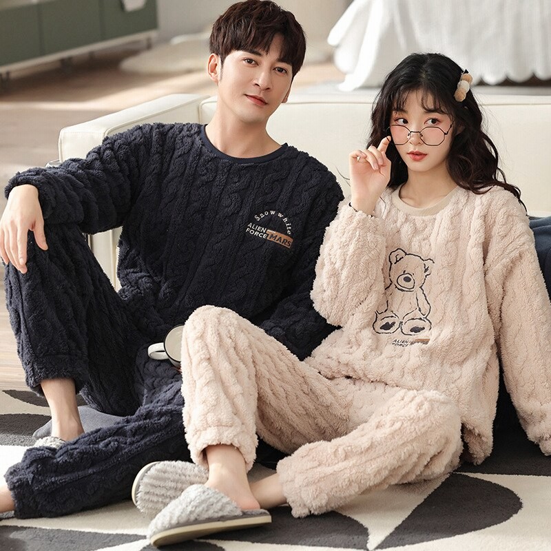 ルームウェア 冬 着ぐるみ 部屋着 パジャマ お揃い 記念日 紺 ペア パジャマ 冬 もこもこ 通販 Lineポイント最大1 0 Get Lineショッピング