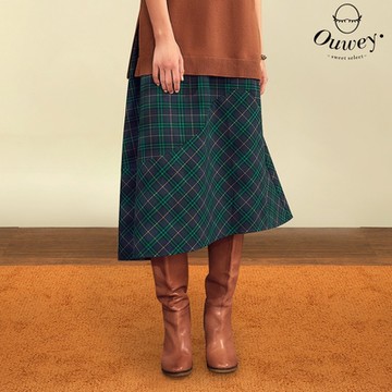 OUWEY歐薇 田園小清新格紋鬆緊造型剪裁半身裙(深藍色；S-L)3223062137
