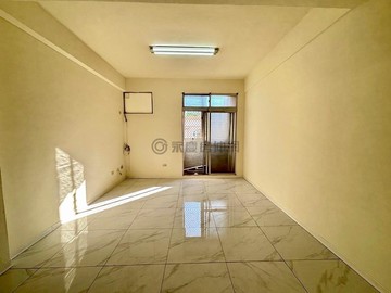 【太平新光特區・成家神案】邊間採光佳丨租不如買｜台中市太平區新福路