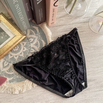 蕾絲三角褲【傲視胸感內褲】(內衣可加購)-5色側邊細帶誘惑性感蕾絲縲縈透氣底襠居家法式蕾絲誘惑三角褲-33到38吋臀圍可穿 iVENUS玩美維納斯