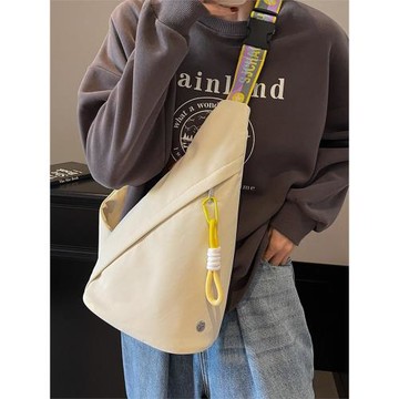 超火胸前斜挎包女2025新款韓版男女生大容量斜肩背包運動風騎行包