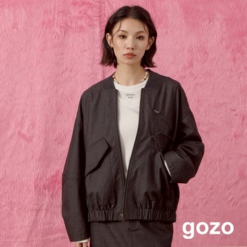 【gozo】V領抽皺率性飛行夾克(黑色/淺藍_F) | 女裝 V領 休閒